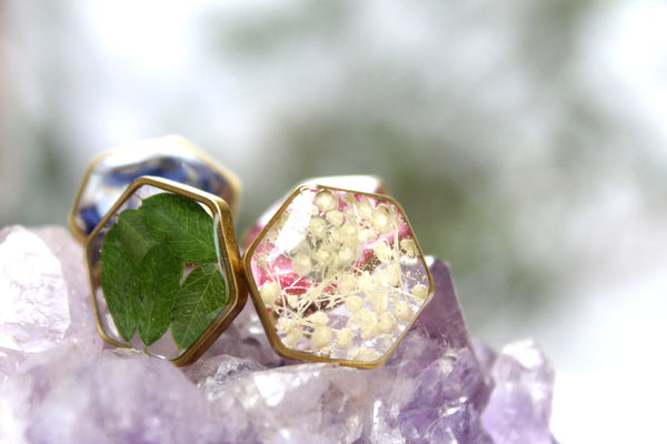Echte Blumen in Epoxidharz Resin